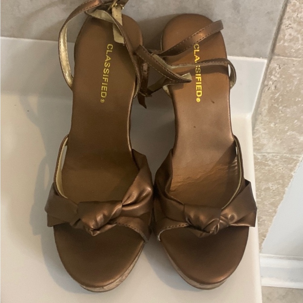 Classified Wedges